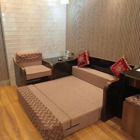 Ostro Inn Studio Apartment Καλκούτα Εξωτερικό φωτογραφία